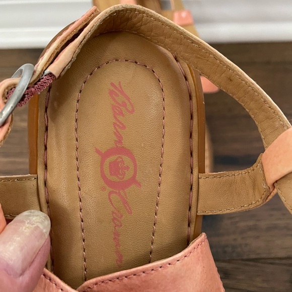 Born Crown Pink sandals - Picture 5 of 9